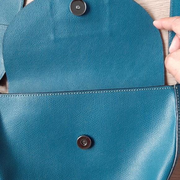 Manifatture Campane GENUINE LEATHER Crossbody Bag - Picture 6 of 7